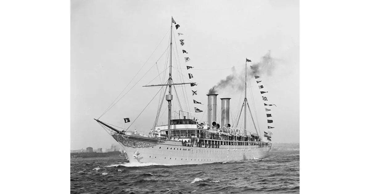 SS Prinzessin Victoria Luise - Worlds' First Cruise Ship